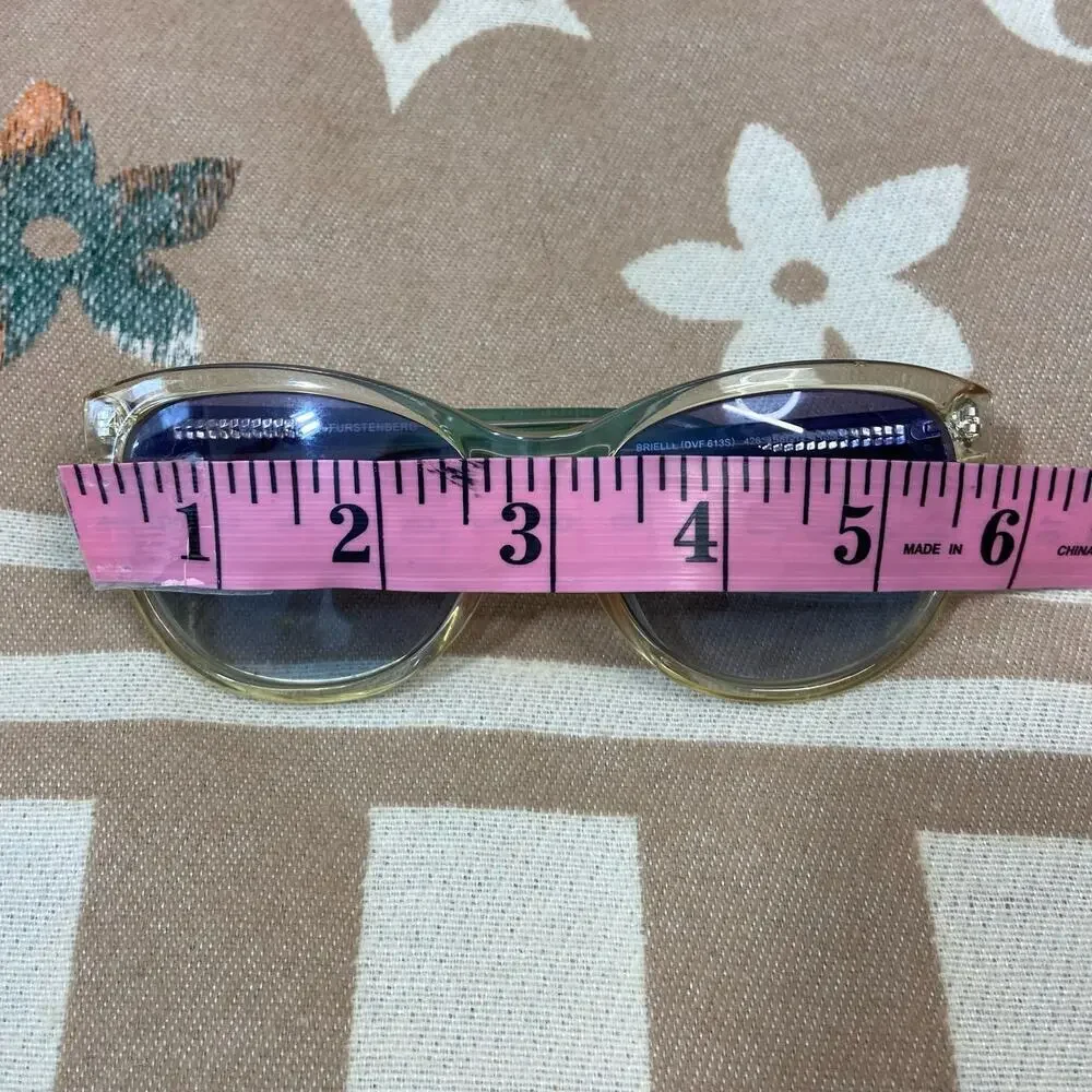 Diane Von Furstenberg excellent pre